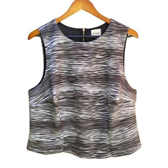 Ashley Graham Top Scuba Crop Tank Sleeveless Ombre Striped Black Sz 16W - Picture 1 of 11